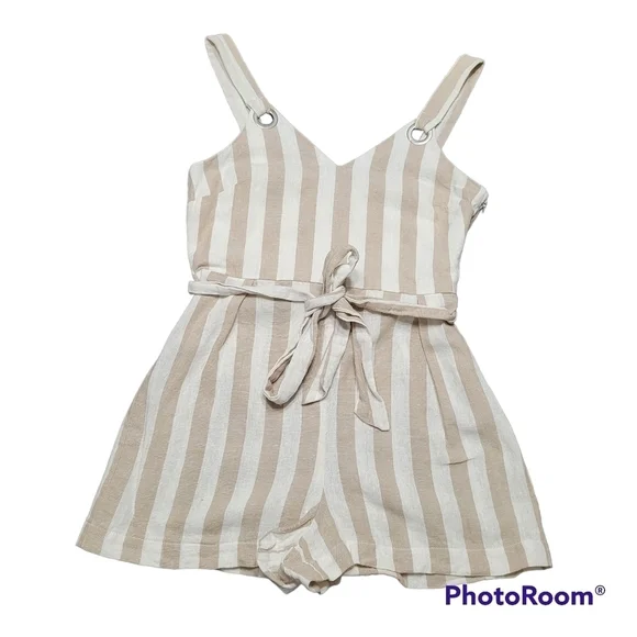Coco‎ + Jaimeson White And Tan Striped Tie Waist Linen Romper - Picture 7 of 7